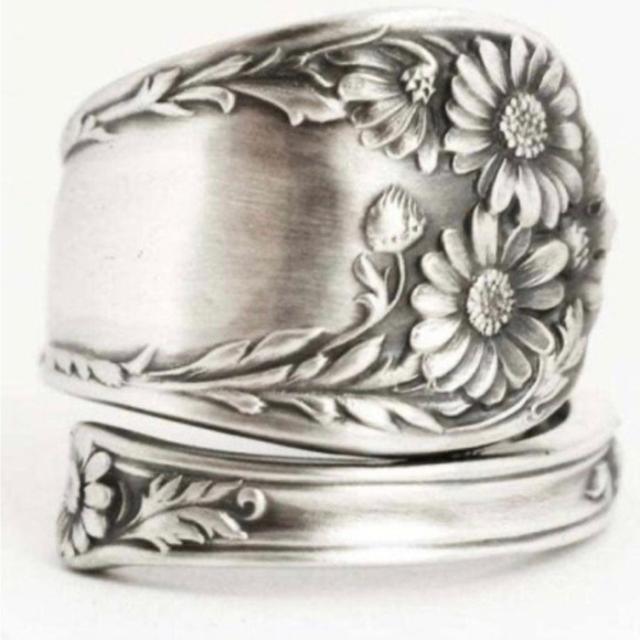 COPY - Retro Daisy Ring 925 Silver Plated Spoon Ring #Daises #Flower #Ring #Gift - Picture 3 of 4